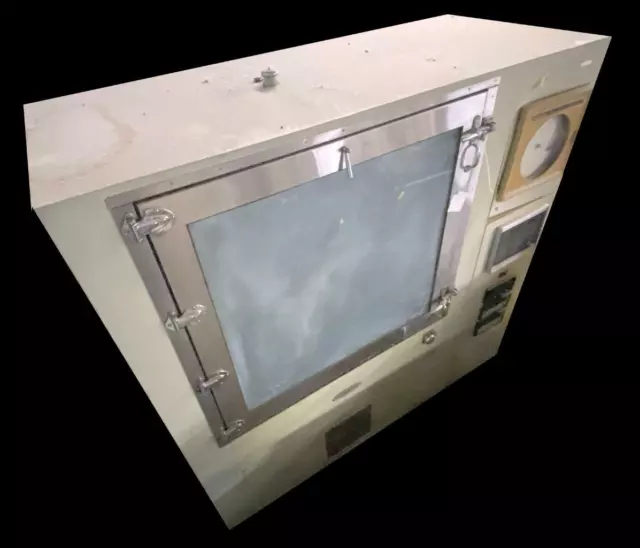 Hotpack 12476 Environmental Chamber Humidity Control Oven 10°C to 99°C