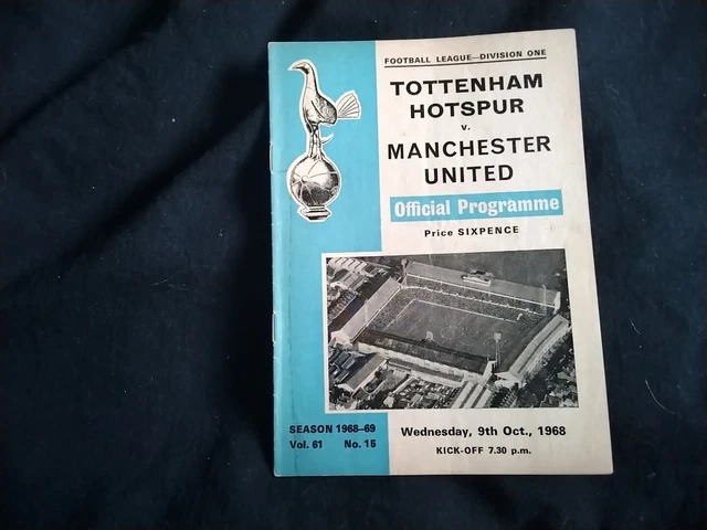 SPURS v MAN UTD - 9/10/68 = JIMMY GREAVES & BOBBY CHARLTON = freepost