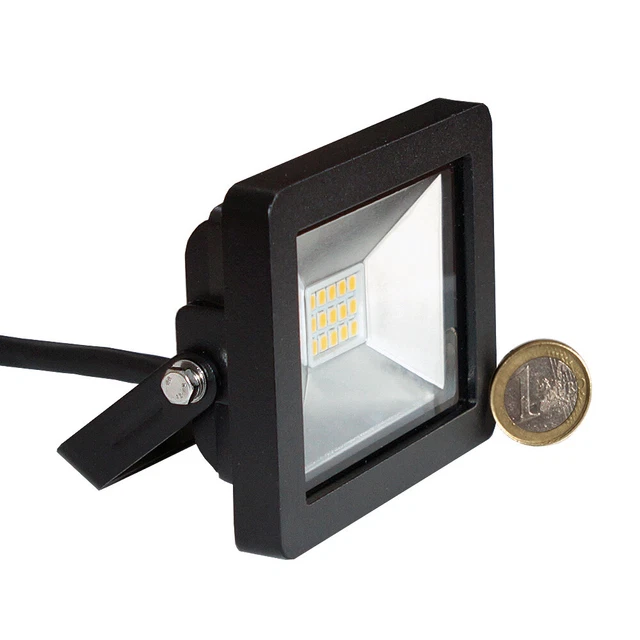 4x LED SMD Fluter 10W 700lm IP65 schwarz kaltweiß 6500K 120° direkt 230V UVP 59€ 2