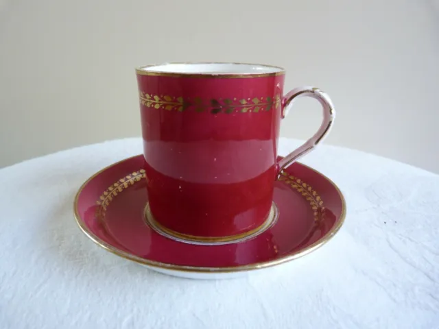 Tasse à café et sous tasse porcelaine signée FENTON England