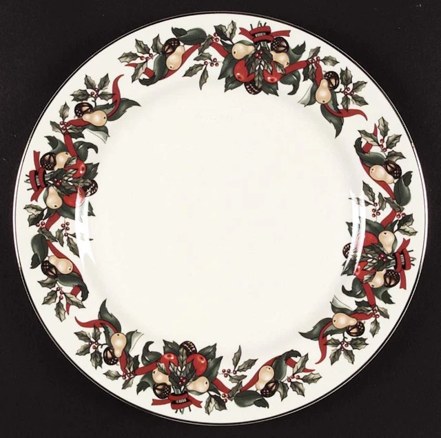 AMC Christmas Bounty Dinner Plate 424