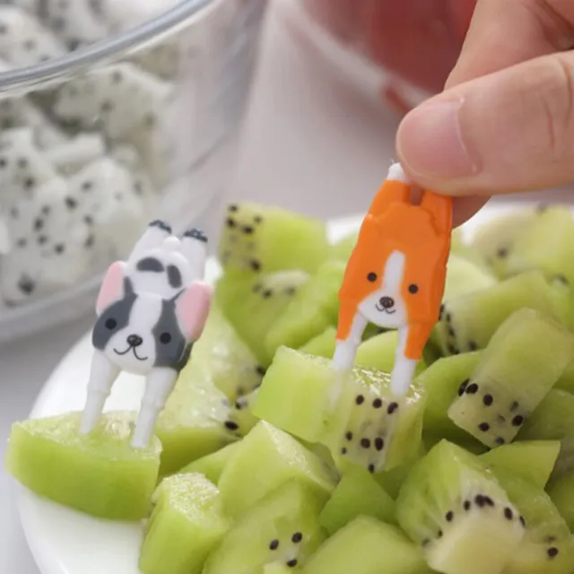 7Pcs/set  Cute Mini Animal Cartoon Food Picks Children Snack Food Fruit Forks`
