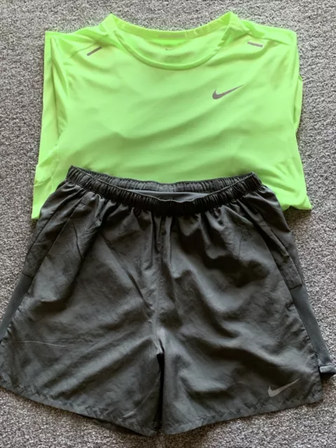 Nike Running T-shirt & Woven Shorts Set Adult Small