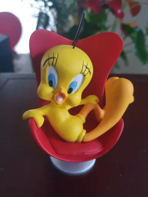 Extremely Rare! Looney Tunes Tweety in Chair Demons Merveilles Figurine Statue