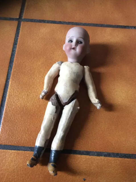 Poupee ancienne