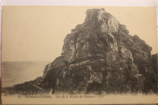 France Perros Guirec Pointe Du Chateau Pic Postcard Old Vintage Card View Postal