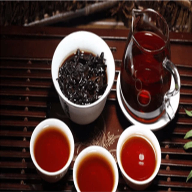 Pu-erh Tea Ripe Cake Black Tea Gold Award Yunnan MengHai Arbor Tree Pu'er 357g