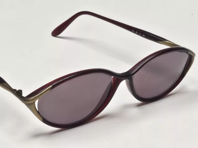 Kata Aeros Pointed Eye Eye Burgundy designer Sunglasses