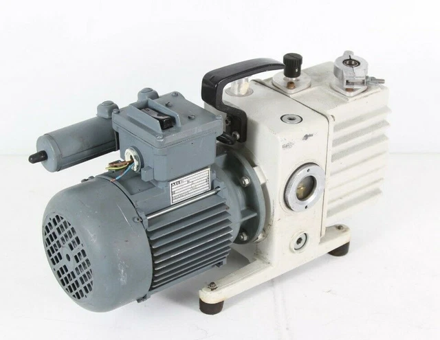 Leybold-Heraeus Trivac D2A Vacuum Pump AMEB 71 FY 4 R3N1 Leybold-Heraeus Trivac D2A Vacuum Pump AMEB 71 FY 4 R3N1