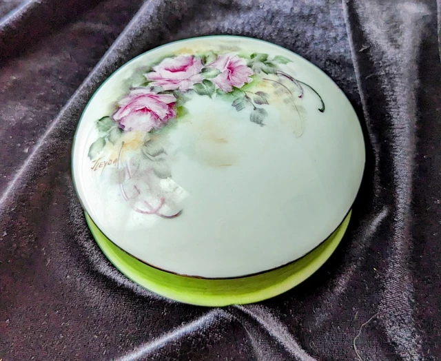 Vintage Hand Painted Porcelain Trinket Jewelry Box, 4", Flowers, Gold Trim
