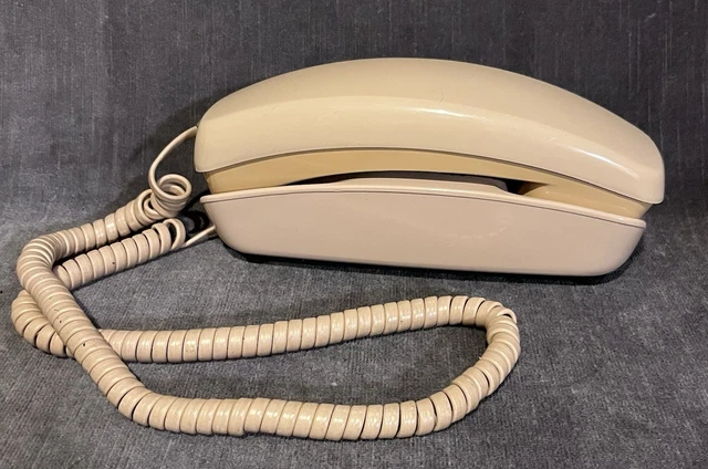 Retro Classig VINTAGE WESTERN ELECTRIC Trimline Wall Mount Rotary Dial Telephone ...