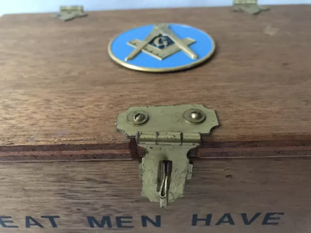 Vtg Free Mason Fraternal Lodge Wood Box w/ Enameled Metal emblem Masonic temple 2