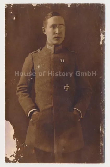 132997, Portraitfoto, Leutnant, Regiment 6, Eisernes Kreuz 1. + 2. Klasse