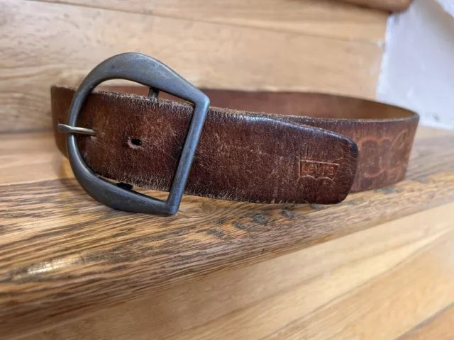 Rare 1970s Levi's Mushroom Tooled Brown Leather Belt - Size 32 - Style 1222-2
