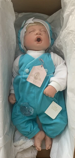 LEE MIDDLETON ORIGINAL 19 Vinyl Baby Doll 1994. Number 1844 2000