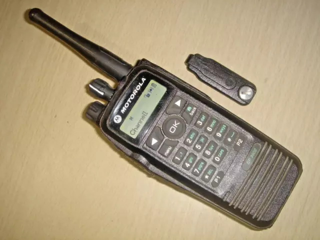 Motorola DP3600 UHF 403-470MHz DMR Digital c/w battery, beltclip & antenna #B