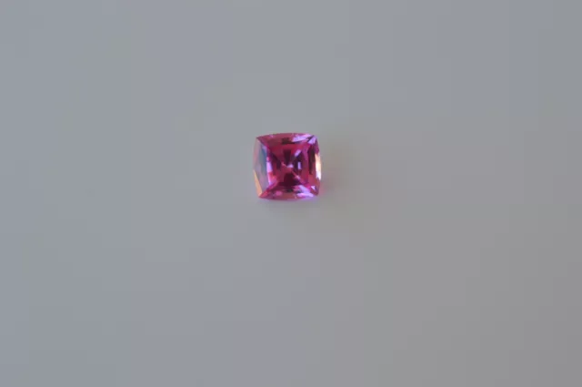 Neuf Lannyte Labo Saphir Rose Coupe Coussin 8mm x 8mm 3.00 Cts Et Libre Pierre