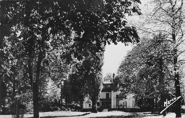 95 FRANCONVILLE - Mairie et Parc 40337
