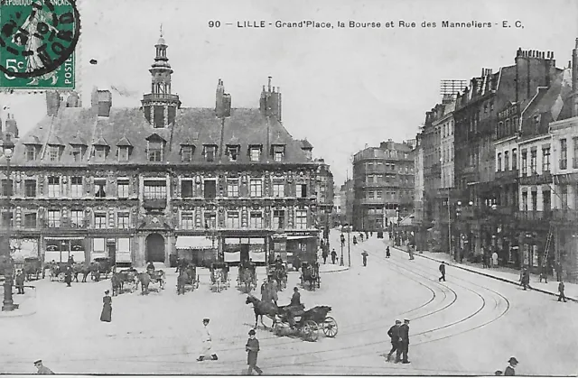 59 - C.p.a. / C.p.a. Lille Grand'place La Bourse Et Rue Des Manneliers
