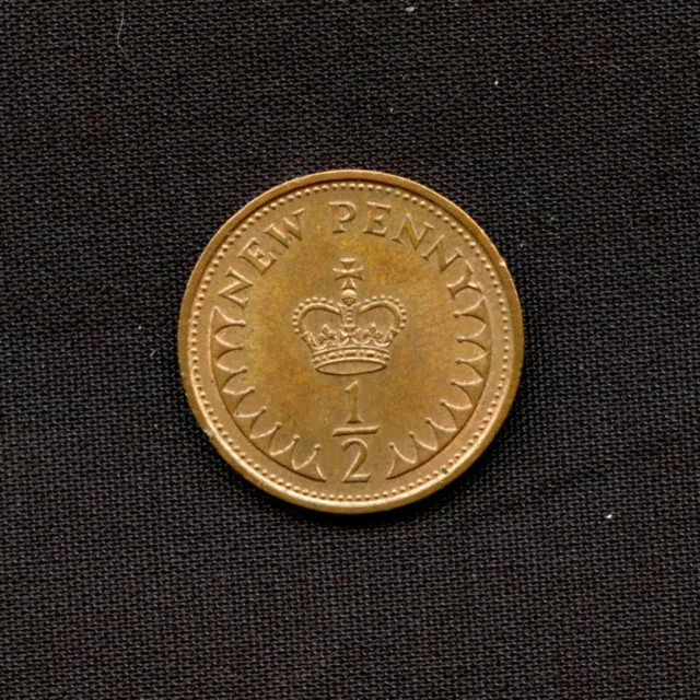 1971 Half New Penny Coin Queen Elizabeth II Great Britain UK Vintage