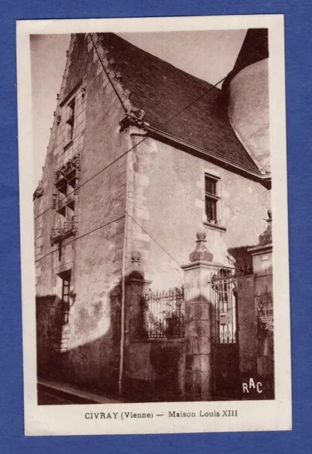 FC * CPA / postcard: Civray -> Maison Louis XIII 1952