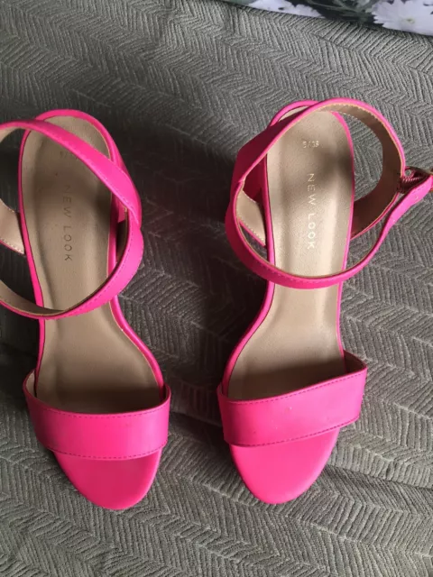 Cerise pink sales shoes new look