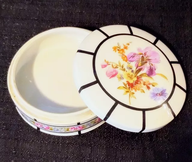 Rare Antique Porcelain Trinket Powder Vanity Box Hand Painted Flowers 4" Wide
