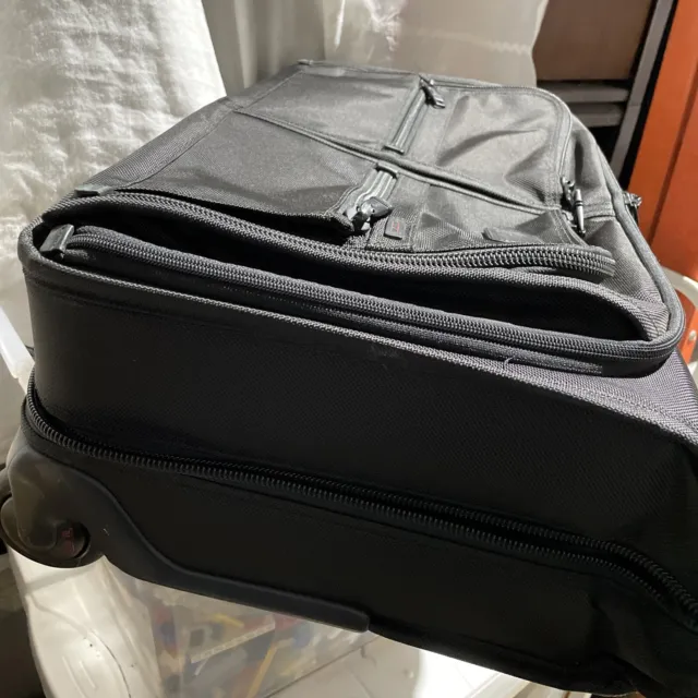 TUMI  Alpha  22037DH 22-Inch Carry-On Wheeled Garment Bag 4