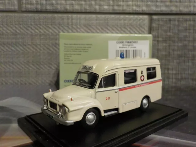 Model Cars. Bedford J1 Lomas Ambulance, Oxford Diecast 1/76 OXF 76BED002