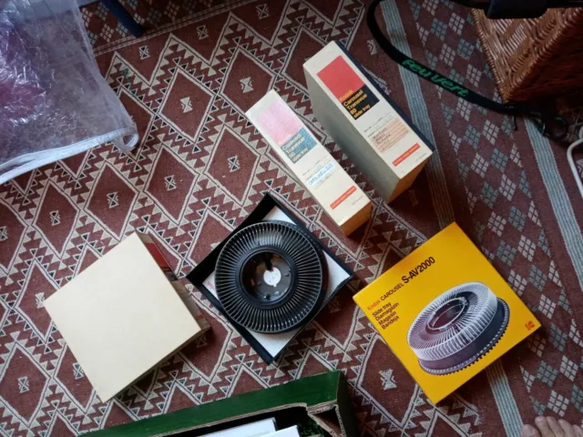 Vintage-LOT 4 CARROUSELS  DIAPOS-diapositive- KODAK S-AV2000-slide tray-magasin