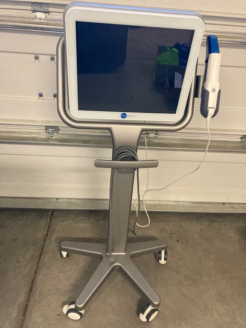 iTero Element - Intraoral scanner 