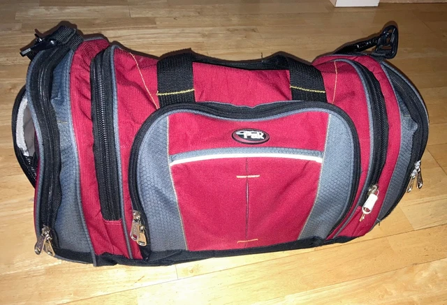 Duffel Bag Calpak Red CalPak Red Wheeled Rolling Duffle Carry On