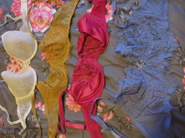 LOT OF 3 Victorias Secret Bras Size 34A Multiple Colors £64.12 - PicClick UK