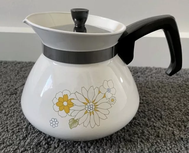 Vintage Corning Ware 6 Cup Coffee/ Tea Pot w/ Lid Blue Cornflower Pattern  P-104