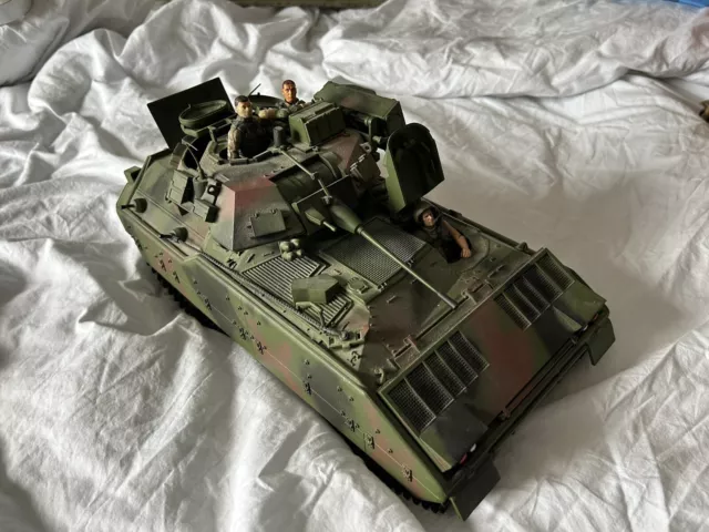 ultimate soldier 1 18 21st Century Toys US Bradley Infantry Fighting Vehicle