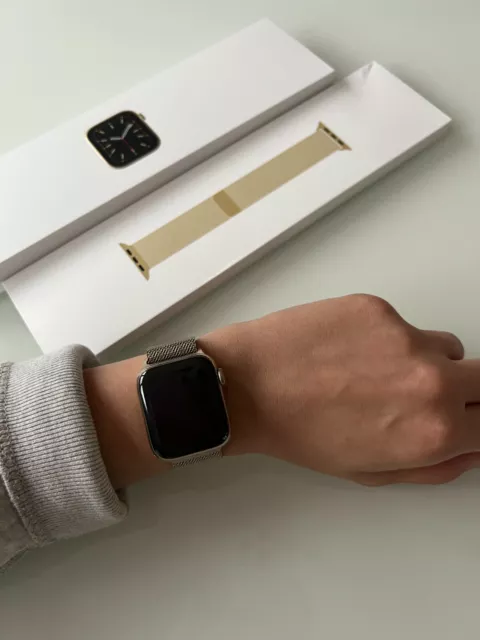 Apple Watch Series 6 GPS +Cellular, 40mm Edelstahlgeh. Gold, Milanaise Armband