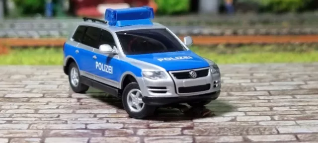 Spur H0 Faller 161543 Car System PKW VW Touareg Polizei mit Blinkelektronik
