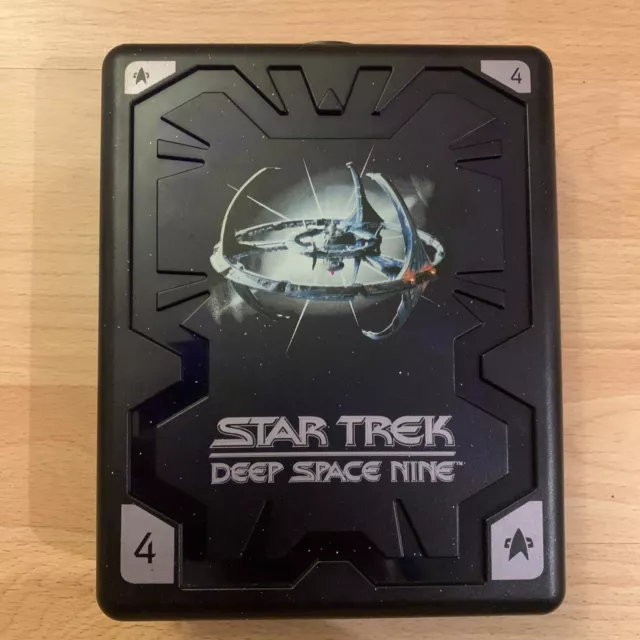 Star Trek Deep Space Nine Staffel 4 (erste Ausgabe) Deckel defekt - mit Book +co