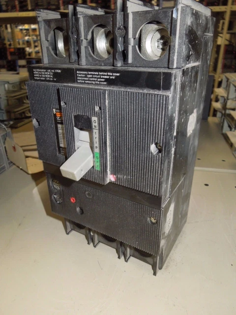 Merlin Gerin Compact CF 250N #37026 175A 3P 600Y/347V Circuit Breaker Used Merlin Gerin Compact CF 250N #37026 175A 3P 600Y/347V Circuit Breaker Used
