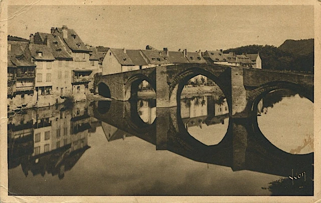 CPA 12 Espalion Le PontVieux (XIIIe s.) et le Lot EUR 1,00