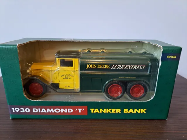 ERTL John Deere Lube Express 1930 Diamond T Tanker Locking Coin Bank #5757 NIB