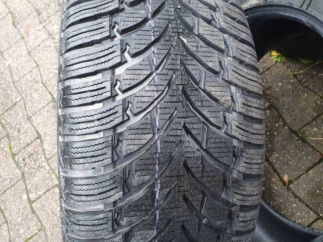 2X 265/60 R18 114H XL M+S Winterreifen Nokian WR SUV 4 Neuwertig EUR ...