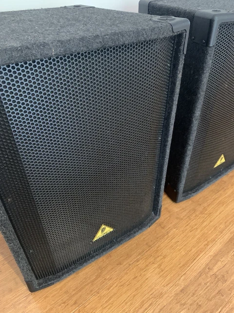 Behringer Eurolive B1520 - 2 Way PA Speakers 200 Watt - Live Shows Open Mic Gigs