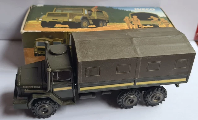 Miniature Cursor Magirus Deutz Fourgon Cursor Model 877 - Échelle 1:50 - Blanc Dans Boîte