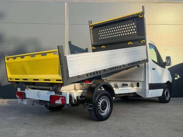 2022 MERCEDES-BENZ SPRINTER 3.5t Progressive Chassis Cab CHASSIS CAB ...