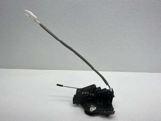 2003-2005 Bmw E46 330I Front Right Passenger Side Door Lock Actuator Oem Lot587