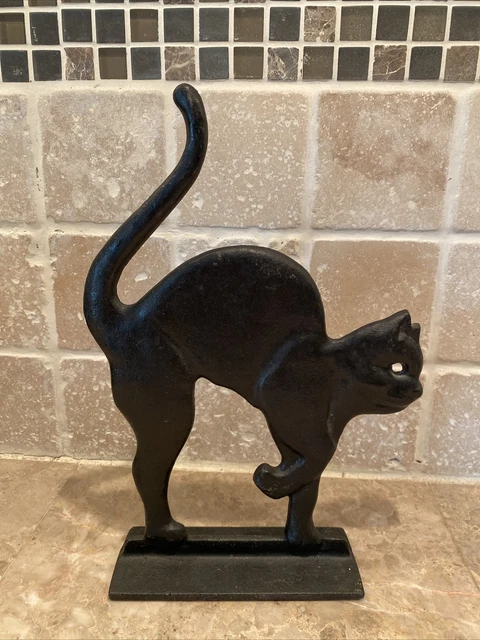 Vintage Emig Halloween Spooked Cat Door Stopper Cast Iron 1986