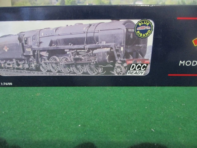 Bachmann Class 9F Locomotive No.92116 Br Black Early Crest.   Cat.32-852