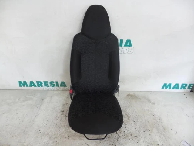 P6509264 Sitz links PEUGEOT 107 8845W7