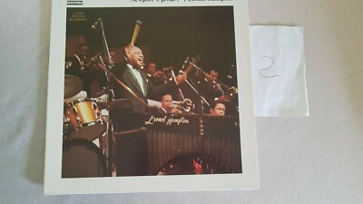 Newport Uproar Lionel Hampton K7 CASSETTE/ AUDIO RCA ‎– FXL1 7286 